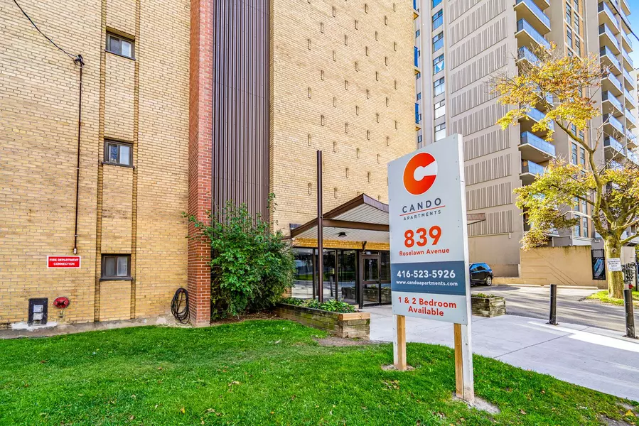 839 Roselawn AVE #205, Toronto W04, ON M6B 1B5