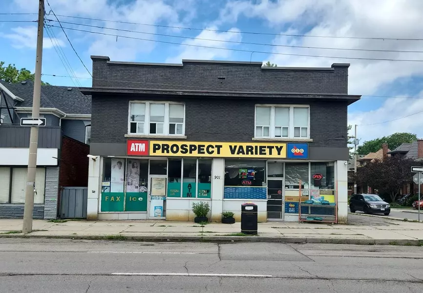 132 Prospect ST S #1, Hamilton, ON L8M 1M4