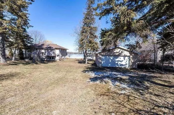 17 Shelley DR E, Kawartha Lakes, ON K0M 2C0