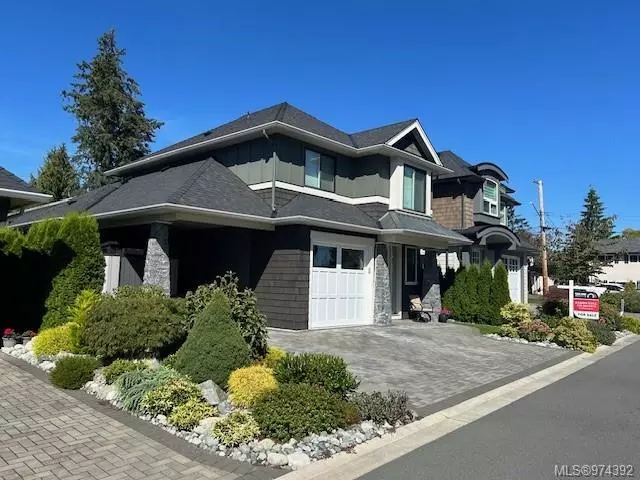 Central Saanich, BC V8M 0B7,8051 Huckleberry Crt