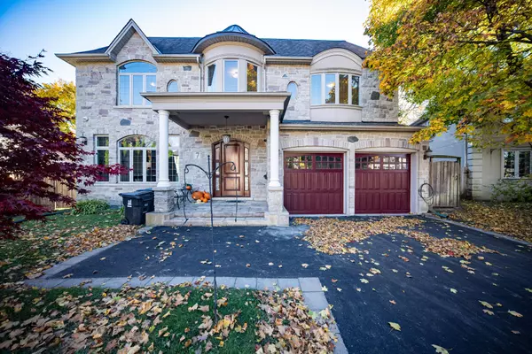 7 Merredin PL, Toronto C13, ON M3B 1S7