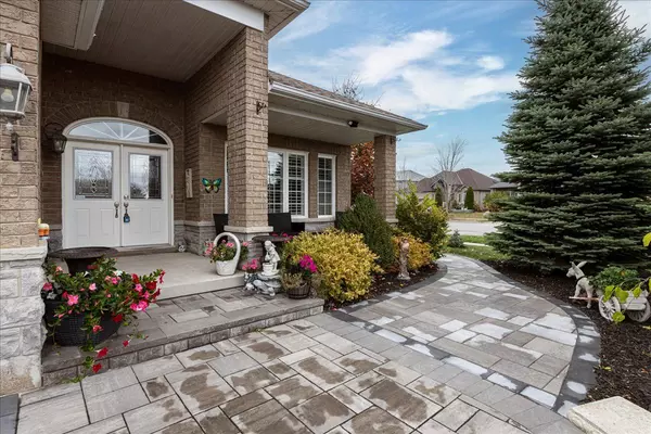 Innisfil, ON L9S 5A5,1165 Mitchell CT