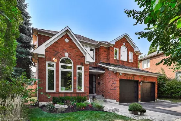 Oakville, ON L6H 6K6,1688 GLENVISTA DR