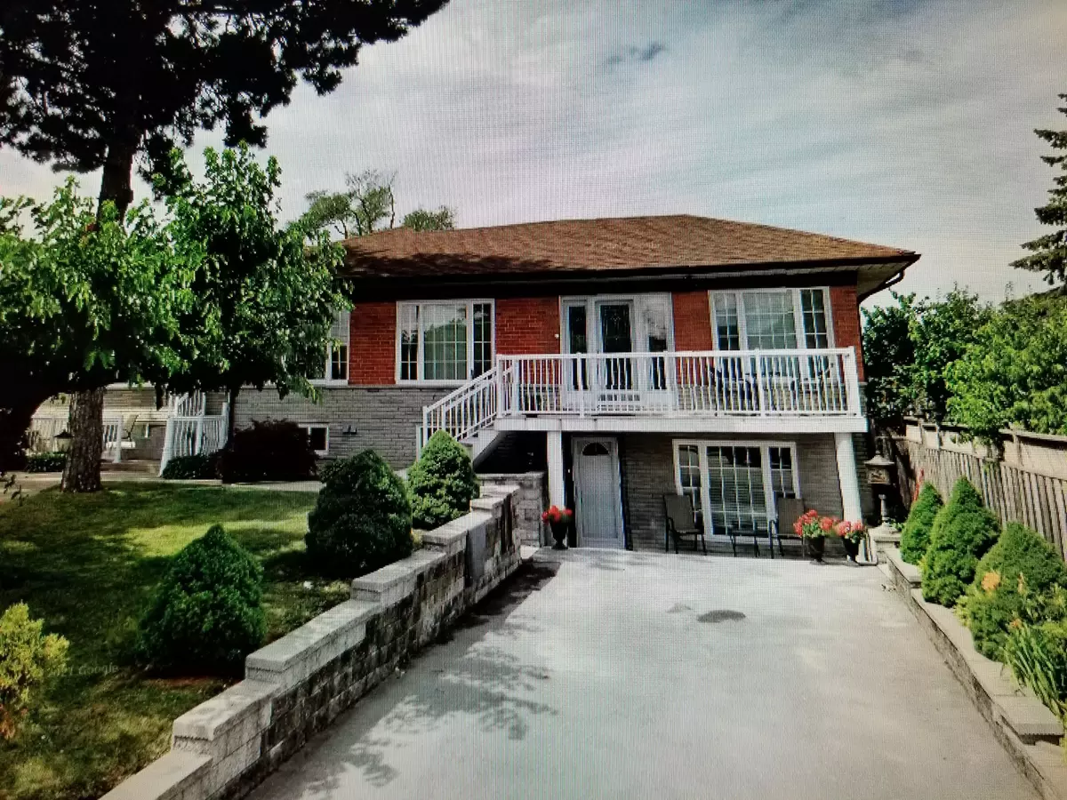 Toronto W05, ON M3M 2T5,84 Denbigh CRES