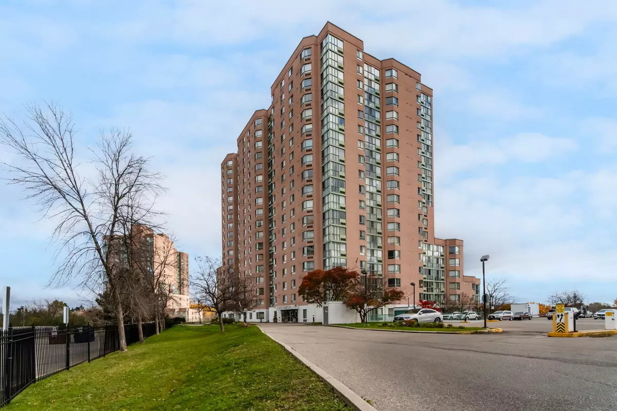 Toronto W10, ON M9V 5E6,41 Markbrook LN #614