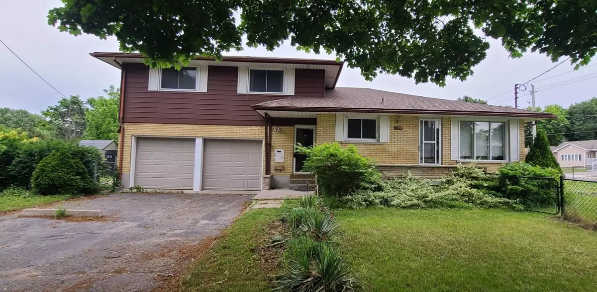 Kitchener, ON N2C 1M6,155 Massey AVE N