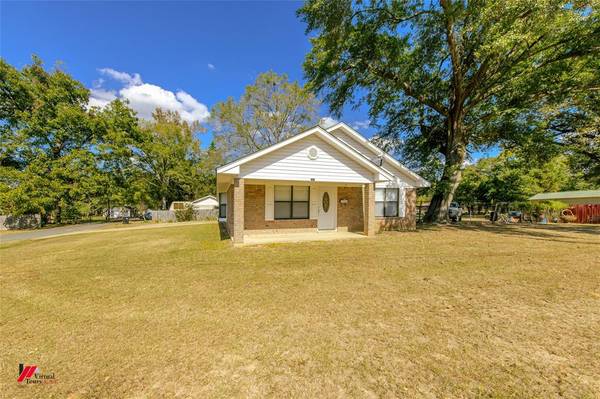 700 Reynolds Street, Springhill, LA 71075