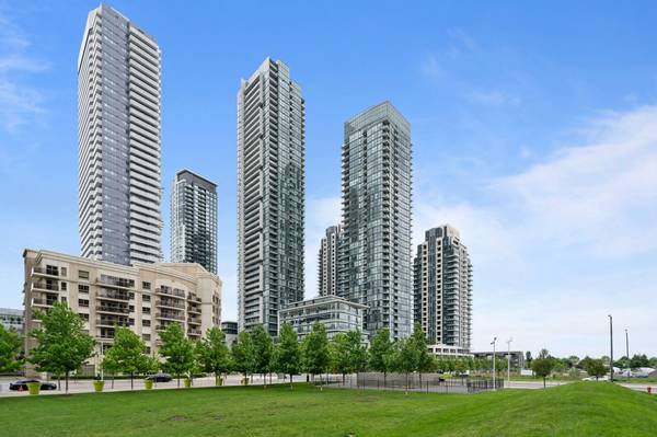 4070 Confederation Pkwy #2501, Mississauga, ON L5B 0E9