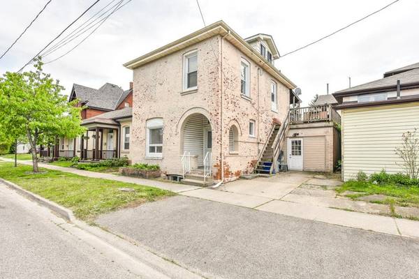 165 Nelson ST, Brantford, ON N3S 4B7