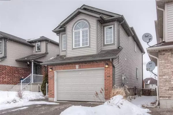 Kitchener, ON N2E 4H1,640 Activa AVE