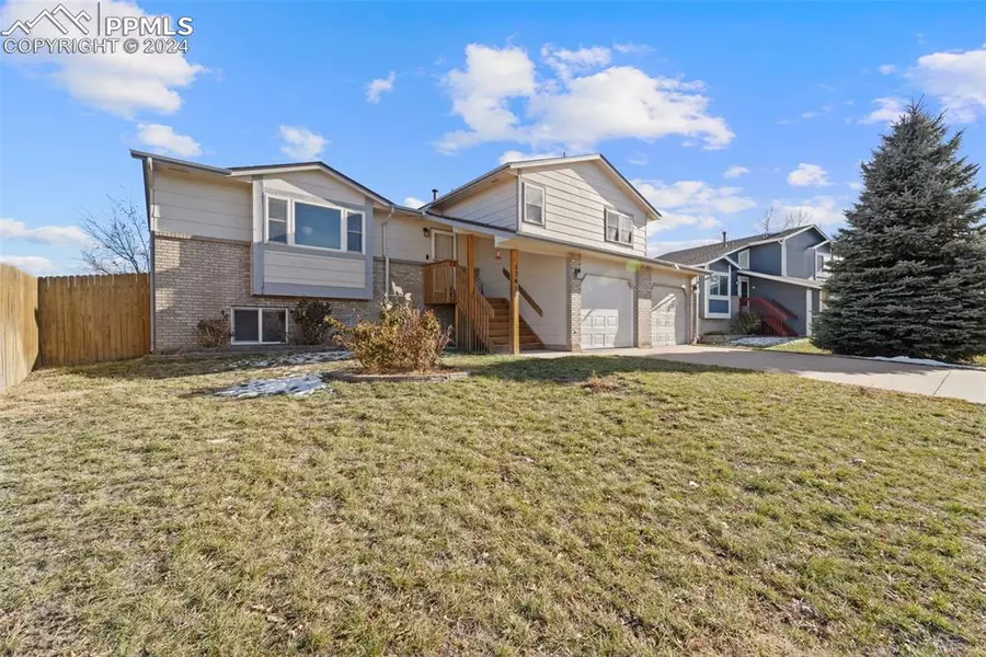 1345 Marsh Hawk DR, Colorado Springs, CO 80911