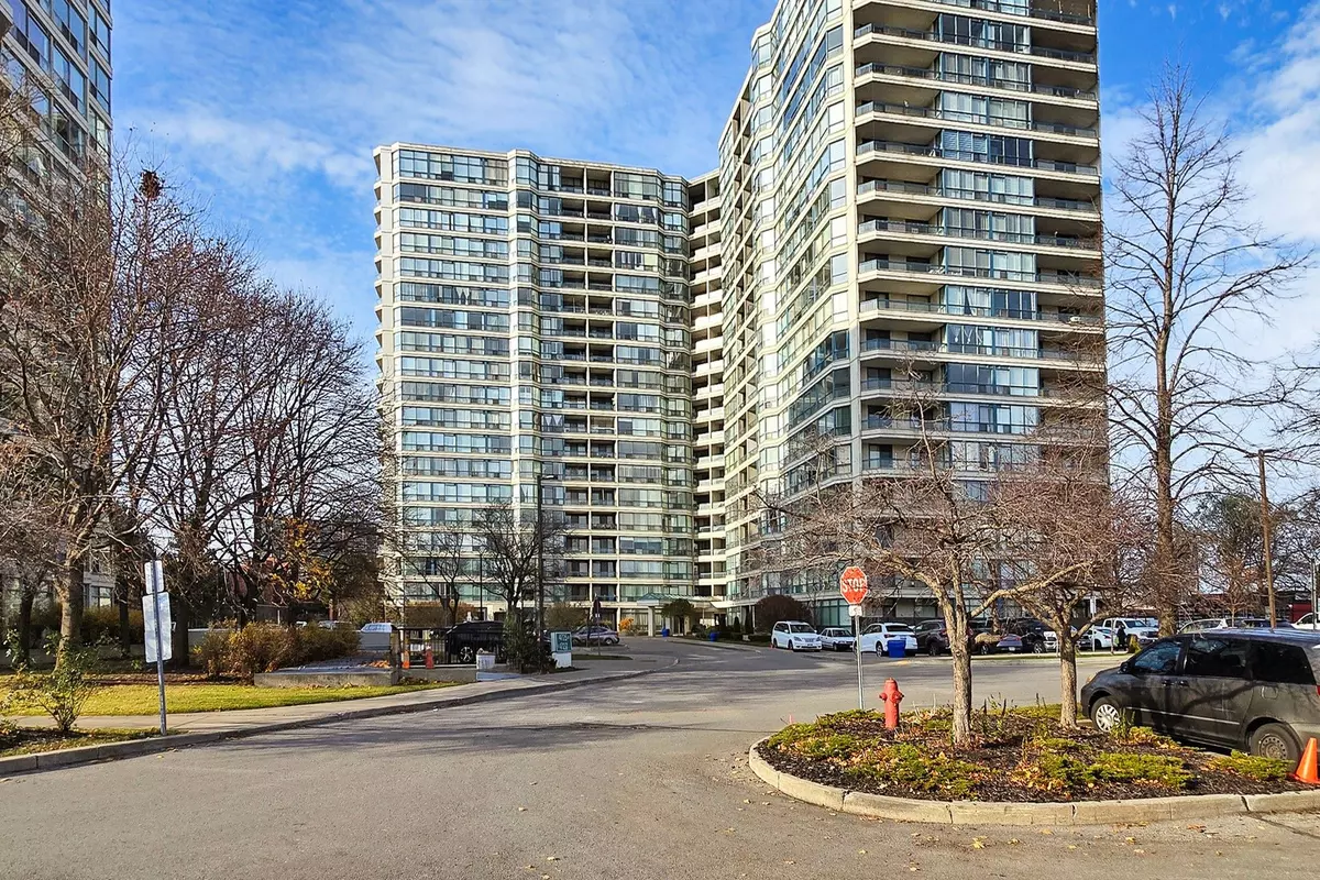 Toronto E07, ON M1S 5B2,4725 SHEPPARD AVE E #209