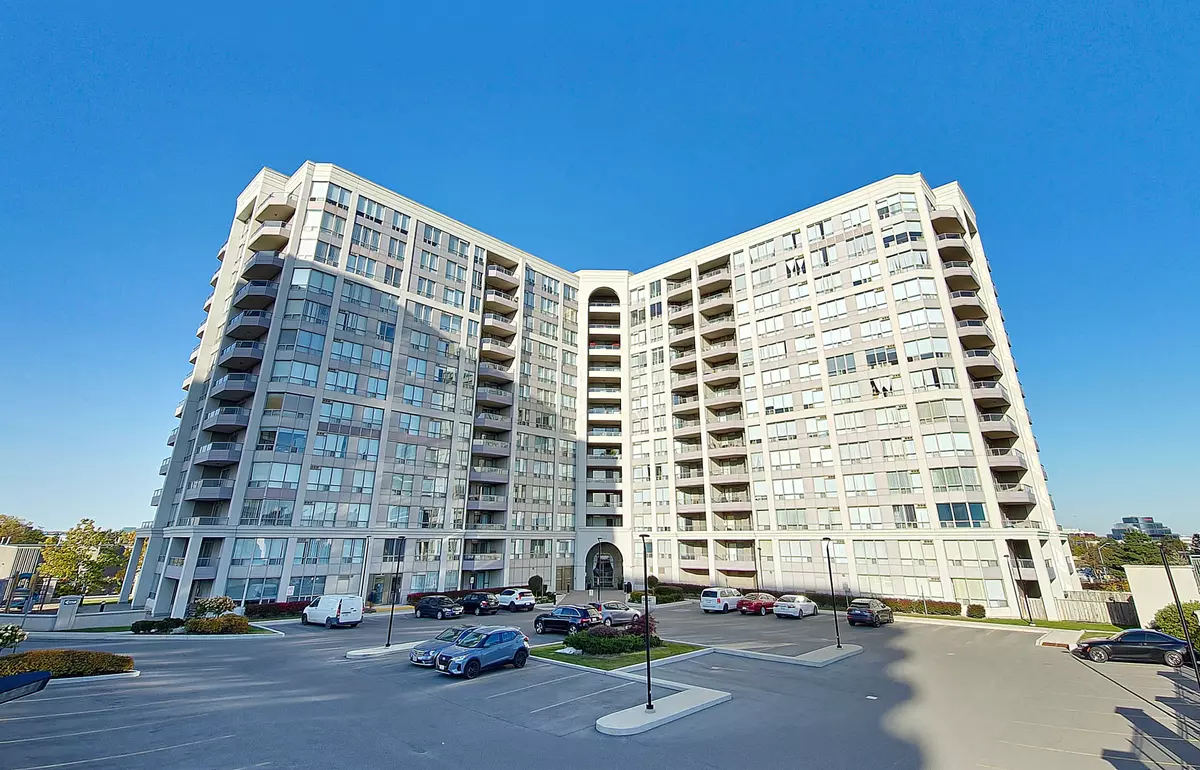 Richmond Hill, ON L4B 4R8,9017 Leslie ST #203