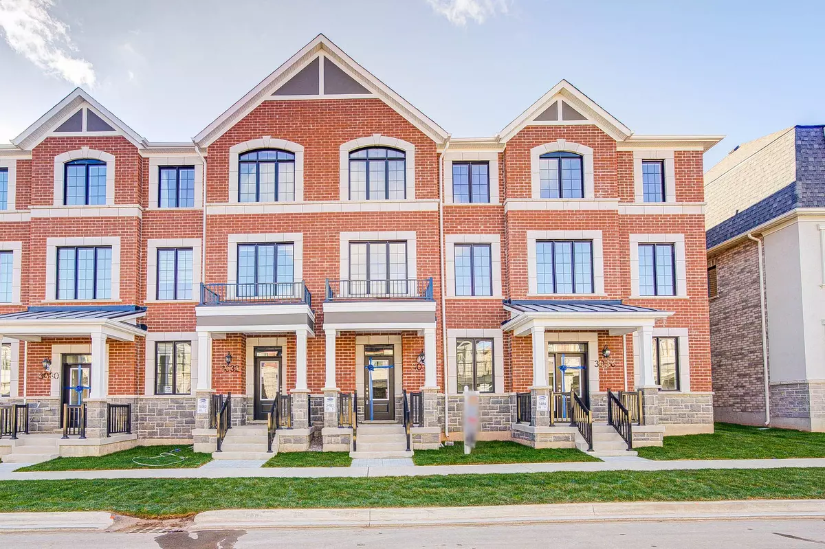 Oakville, ON L6H 7Y2,3034 Bramall CRES