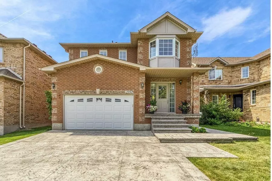 Oakville, ON L6M 3P4,2193 Rosemount CRES