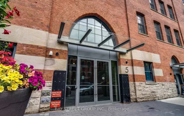 5 St. Joseph ST #406, Toronto C01, ON M4Y 0B6