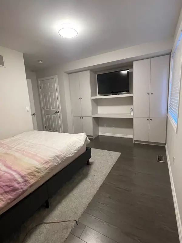 Toronto C07, ON M2R 1M5,208 D Finch AVE W