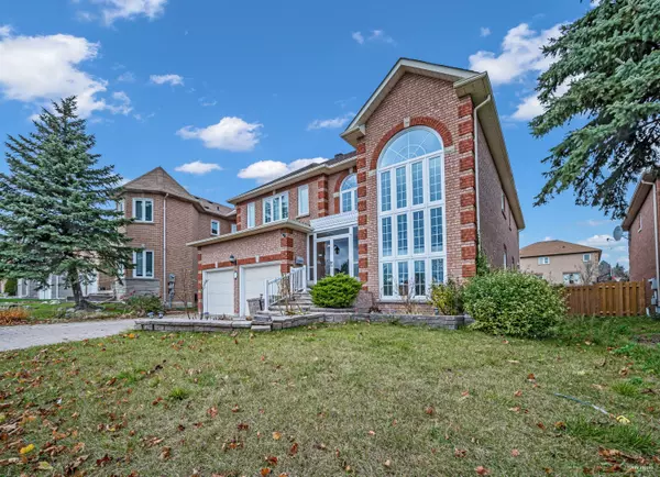 8 Greenhill AVE, Richmond Hill, ON L4B 3W3