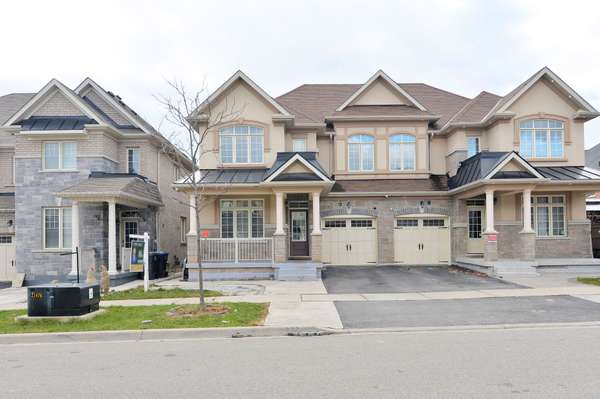 11 Villadowns TRL, Brampton, ON L6R 3V6