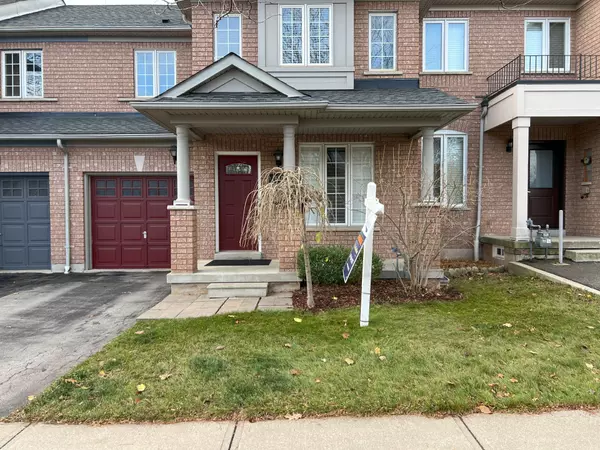 630 Julia AVE, Burlington, ON L7L 6X4