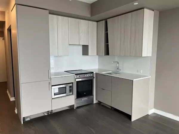 Mississauga, ON L5B 0M4,3883 Quartz RD #4205