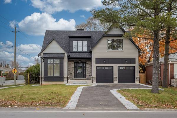 601 Maplehurst AVE, Oakville, ON L6L 4Y8