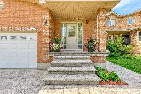 Oakville, ON L6M 3P4,2193 Rosemount CRES