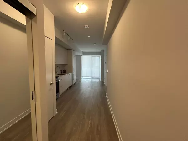 Mississauga, ON L5B 3M8,4130 Parkside Village DR #2207