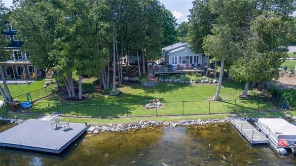 2365 Selwyn Bay LN,  Smith-ennismore-lakefield,  ON K0L 2H0