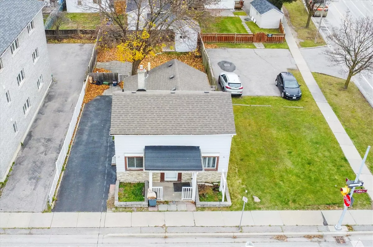 Oshawa, ON L1H 4N3,119 Celina ST