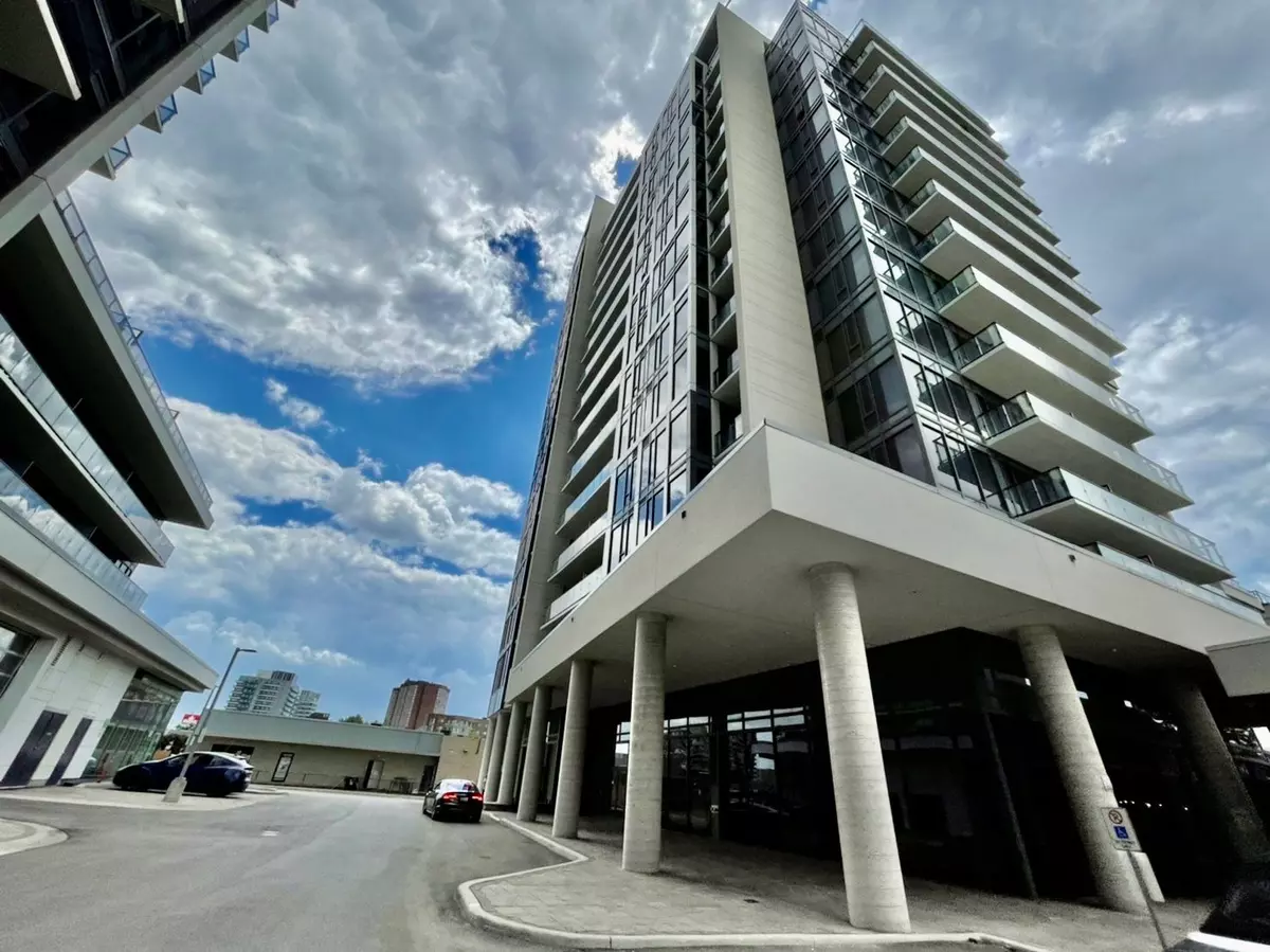 Richmond Hill, ON L4C 0X5,9618 Yonge ST #1009