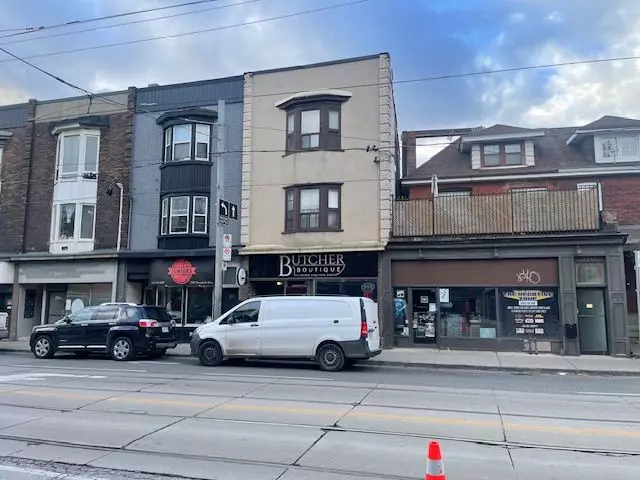 Toronto W01, ON M6R 1X6,2245 Dundas ST W #1ApBack