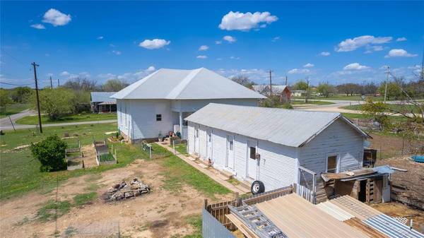 Valera, TX 76884,538 Pierce Street