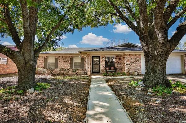 1203 Aspen Road, Gainesville, TX 76240