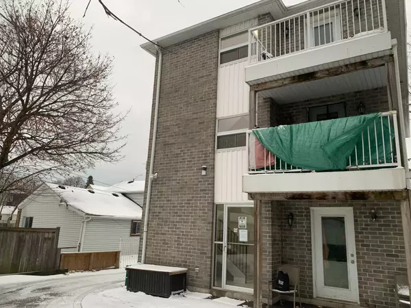 Oshawa, ON L1H 4N3,115 Celina ST