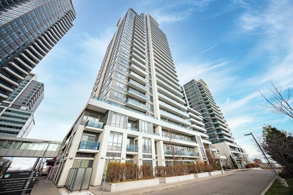 7165 Yonge ST #903, Markham, ON L3T 0C9