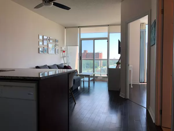 Mississauga, ON L5B 1P2,3504 Hurontario ST #603