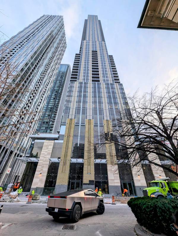 11 Yorkville AVE #1707, Toronto C02, ON M4W 1L2