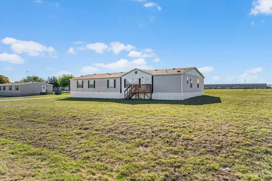 14580 Willow Bend Drive W, Justin, TX 76247