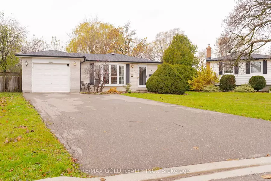 14 Dunblaine CRES, Brampton, ON L6T 3H2