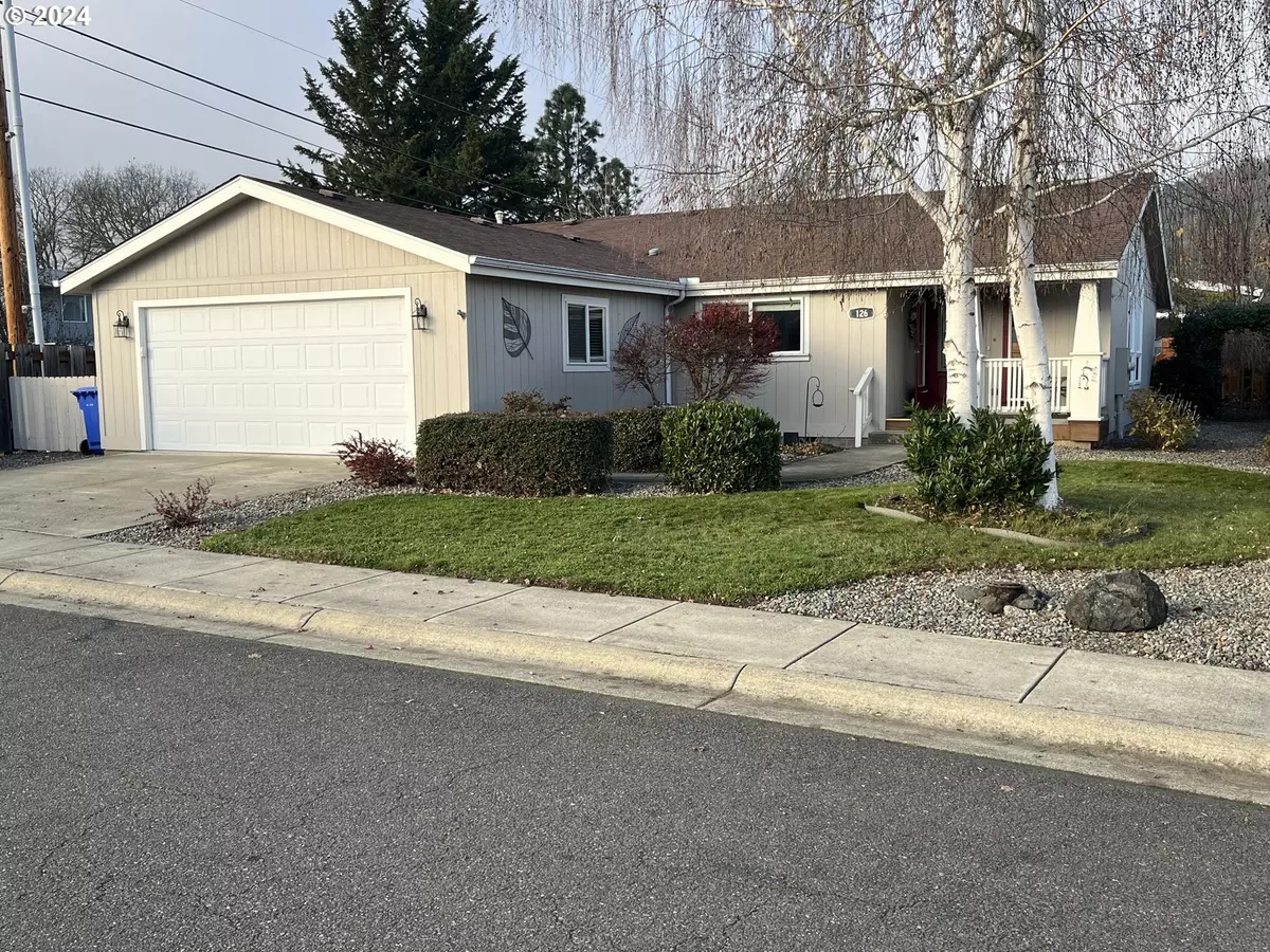 Roseburg, OR 97471,126 JACOB HALE WAY