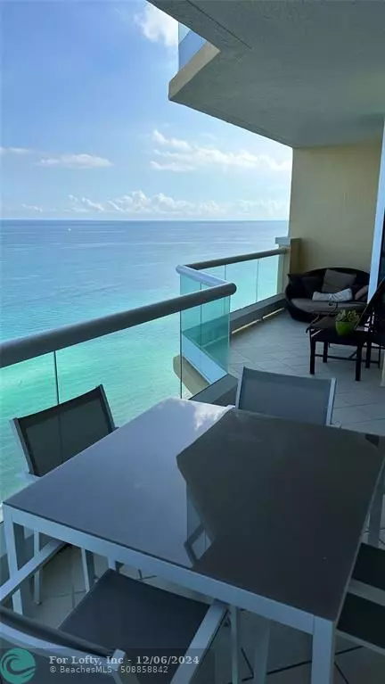 Sunny Isles Beach, FL 33160,17875 Collins Ave  #3103