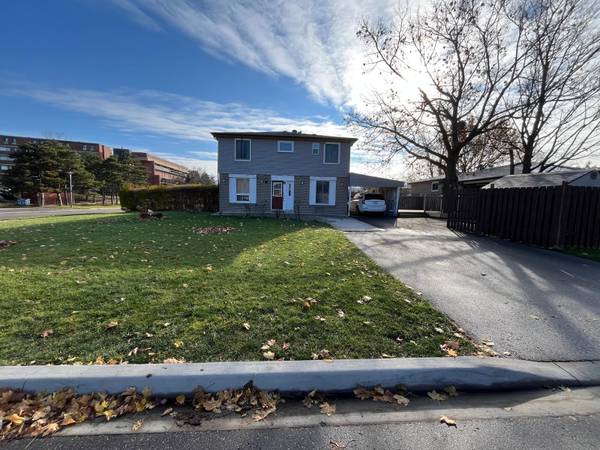 3 Forsythia RD, Brampton, ON L6T 2G2