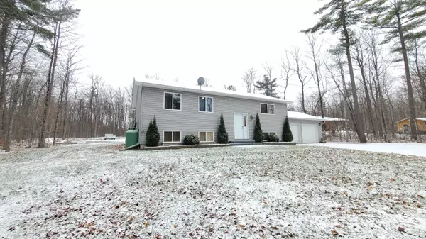 Mcnab/braeside, ON K0A 3L0,146 Deerfield DR