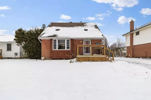 Brockville, ON K6V 2T8,58 Bisley CRES