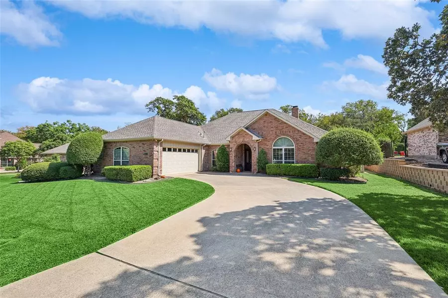 407 Moran Drive, Highland Village, TX 75077