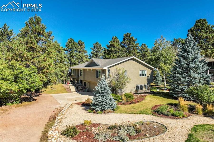 1306 Meadowlake WAY, Monument, CO 80132