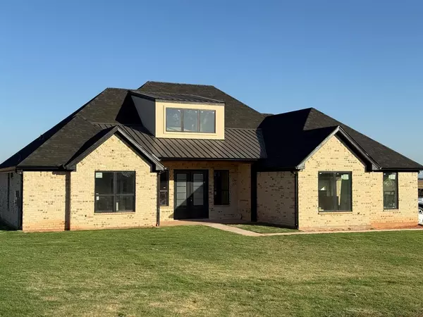 659 Bell Road S, Iowa Park, TX 76367