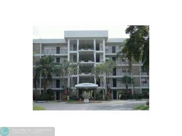 Pompano Beach, FL 33069,4000 Cypress Grove Way  #208