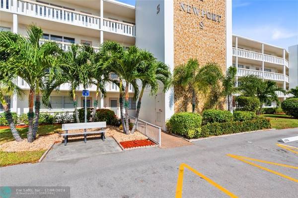 3086 Newport  #3086, Deerfield Beach, FL 33442